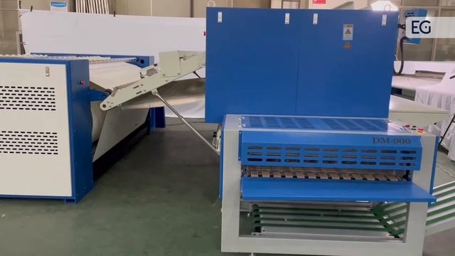 Гладильный каландр с функцией складывания ZD3300-V смотреть онлайн