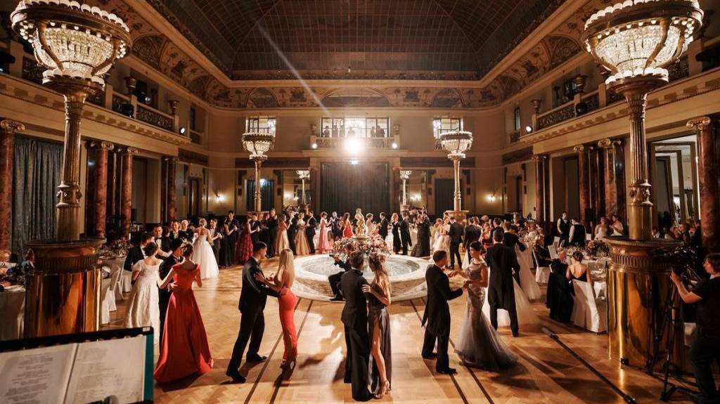 II Российский Бал Медиков смотреть онлайн