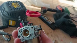 Плавают обороты на снегоуборщике  Champion ST 761E. Ищу причину... . Серия первая.