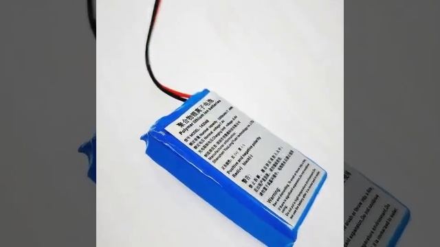 YLY 7.4v Li-polymer 1000mAh Battery смотреть онлайн