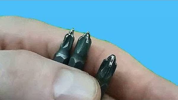 Я сам в это не поверил!!! Блестящая идея за 5 минут с помощью отвертки! смотреть онлайн