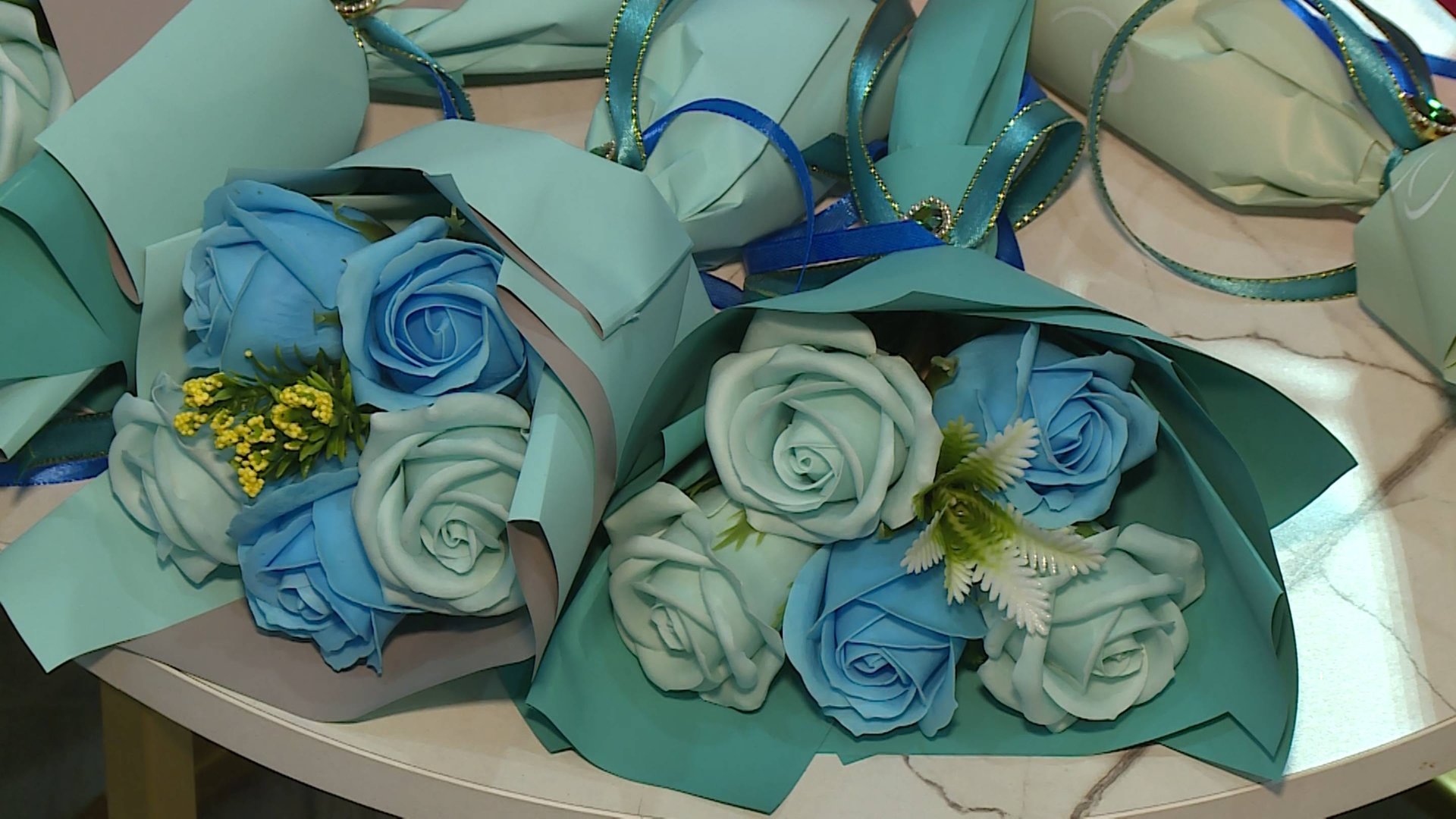 Два жителя Александровского получили выплату по социальному контракту смотреть онлайн