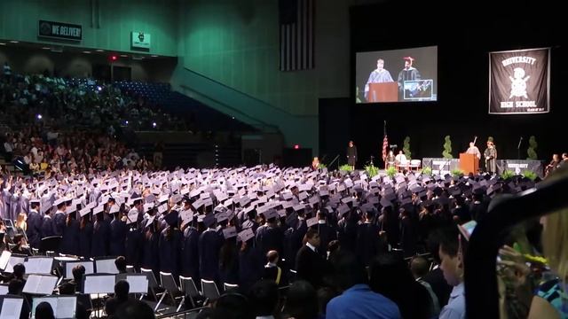Jasmine Bryant - UHS Graduation 6-8-17 смотреть онлайн