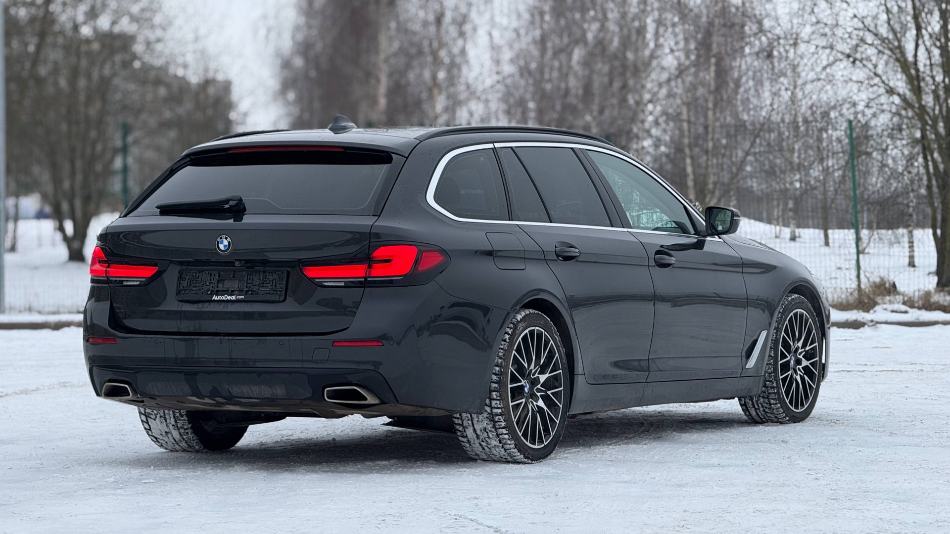 Сверх демократичная цена BMW 520d G31 Touring рестайлинг за 3.3 млн.р. В наличии в Пскове. смотреть онлайн