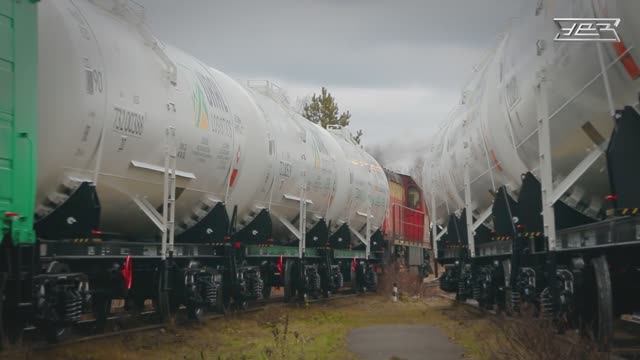 Уралвагонзавод – это не только танки. Это миллионы грузовых вагонов и цистерн! смотреть онлайн