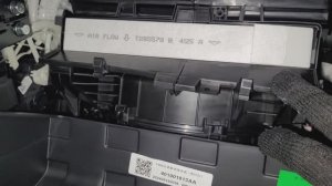 ●Снятие перчаточного ящика ●Омода С5 ● Замена фильтра салона ● Фильтр кондиционера