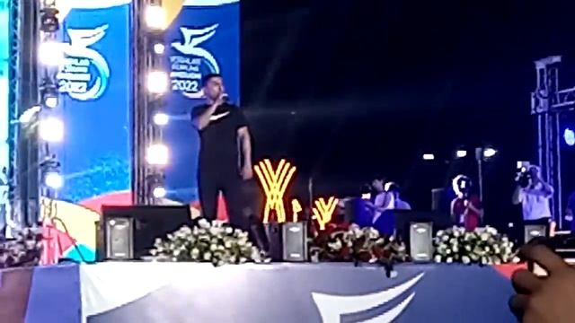 шохрух реп смотреть онлайн