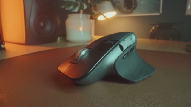 The Most Powerful Mouse For Creators in 2025 Setup and Workflow смотреть онлайн