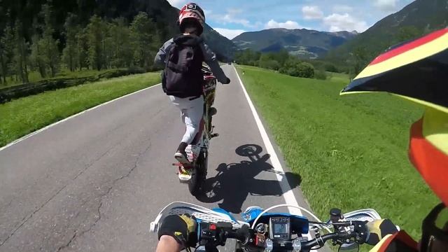TM SMR 125 & HM ITALKIT 94 || WHEELIE EDIT смотреть онлайн