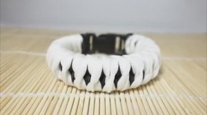 How to Make a Katana Wrap Paracord Bracelet Tutorial Michonne from the Walking Dead_270p_360p