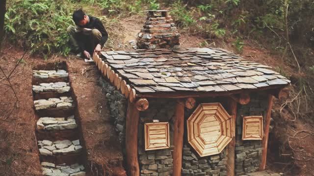 СТРОИМ ДОМ в ОДНОГО. СУРОВОЕ ВЫЖИВАНИЕ смотреть онлайн