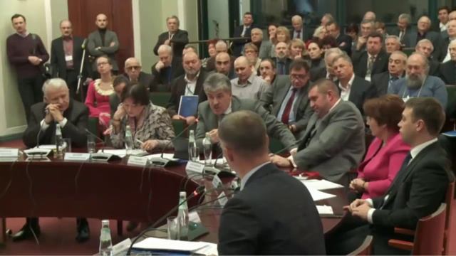 Павел Грудинин на секции МЭФ по экономической безопасности (08.12.15) смотреть онлайн