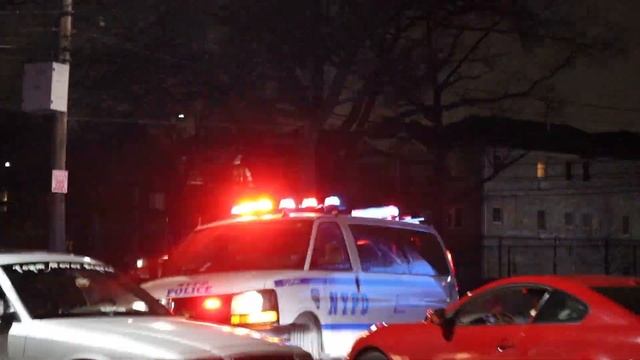 NYPD SHUT NEW YORK CITY DOWN !!! NYC CAR MEET (Crazy 🔒😳) смотреть онлайн