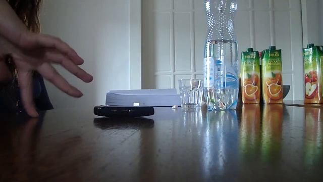 Rehearsing for the Sony Ericsson Xperia X10 mini TV ad смотреть онлайн
