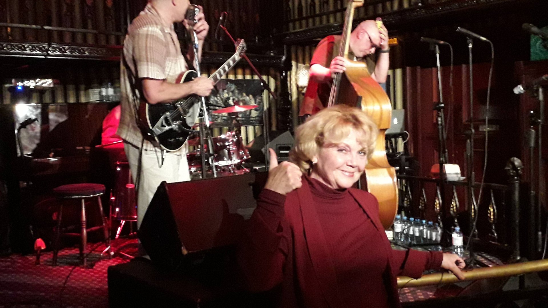 Санкт-Петербург. Куда пойти потанцевать и вкусно поесть. Джаз-ресторан Дуглас. смотреть онлайн