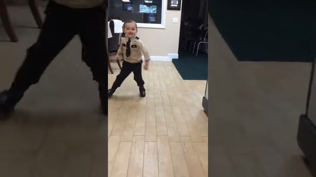 3 Year Old Highway Patrol смотреть онлайн