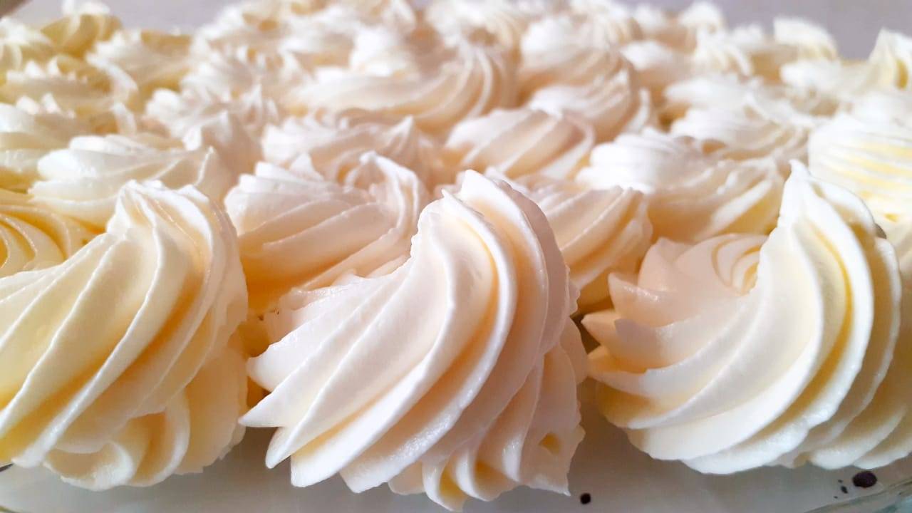 Идеальный творожный Крем для торта! Рецепт творожного крема с маслом. смотреть онлайн