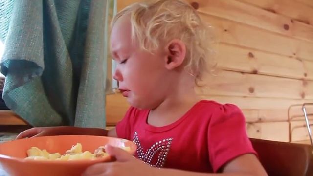 «Лиза»: меня мама обидела.... смотреть онлайн