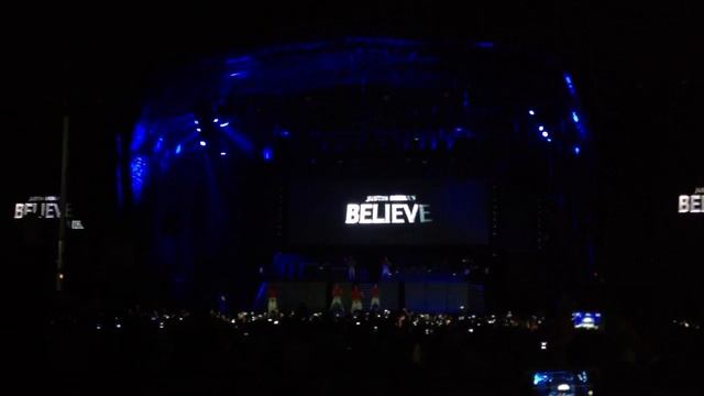 Celine in Justin Beiber Dubai смотреть онлайн
