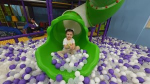 Развлекательный центр.Горки для детей.Детский центр.Горки.