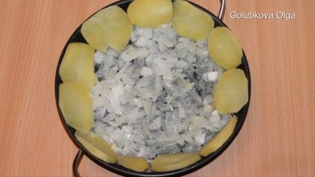 Картофель запечённый с колбасой и сыром смотреть онлайн