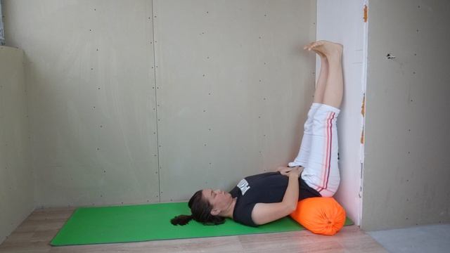 Йога перед сном. Растяжка спины для деревянных