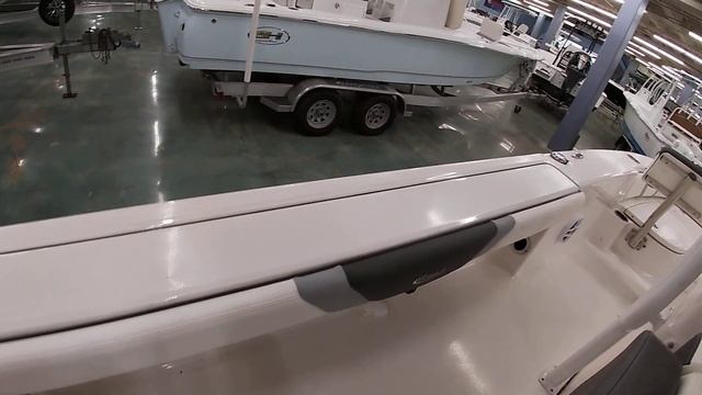 2023 Robalo 226 Cayman смотреть онлайн
