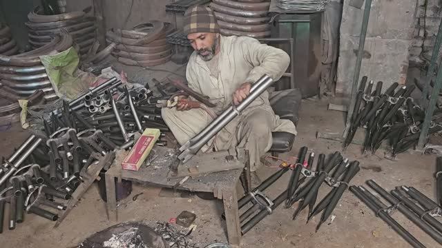 Создаем зверя: как делают горные велосипеды..Пакистан.. дичь полная смотреть онлайн