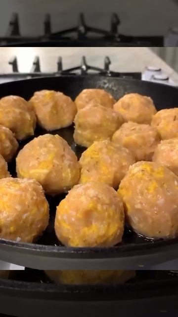 Куриные тефтели с сыром