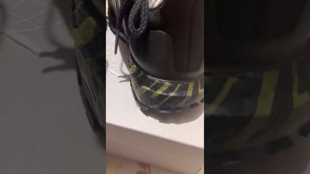 Adidas Ultraboost All Terrain смотреть онлайн