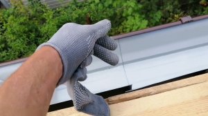 Соединяем желоба, как быстро и просто склепать два желоба между собой в неудобном месте