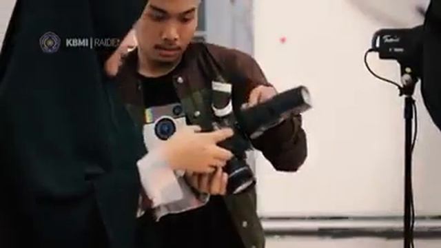RADEN FAUZAN ABDUL MALIK Peserta KBMI 2018 KEMENRISTEKDIKTI_Usaha RADEN ART STUDIO смотреть онлайн