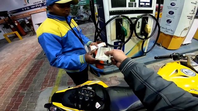 pulsar rs 200 mileage & fuel tank capacity 🔥❤ смотреть онлайн