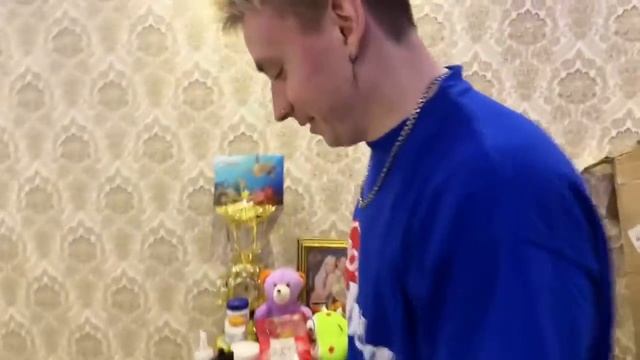 Дрон показал как брызгается Соня смотреть онлайн
