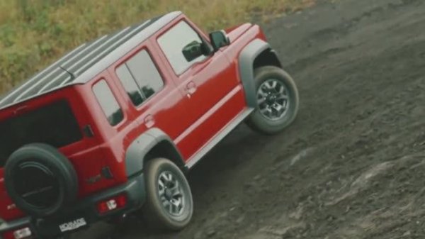 Suzuki Jimny Nomade - MiniGelentwagen от Suzuki