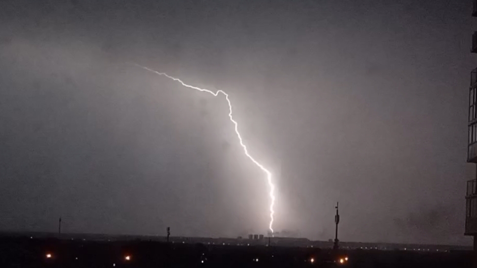 гроза ч5 - самая красивая гроза которую я снимал в 2024 году смотреть онлайн