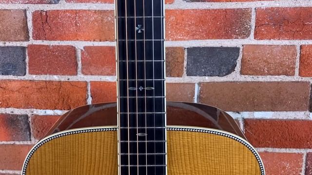 2019 Collings D2H Custom смотреть онлайн