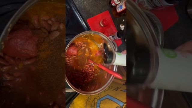 Homemade chili full recipe now up on my channel please like and subscribe for more смотреть онлайн