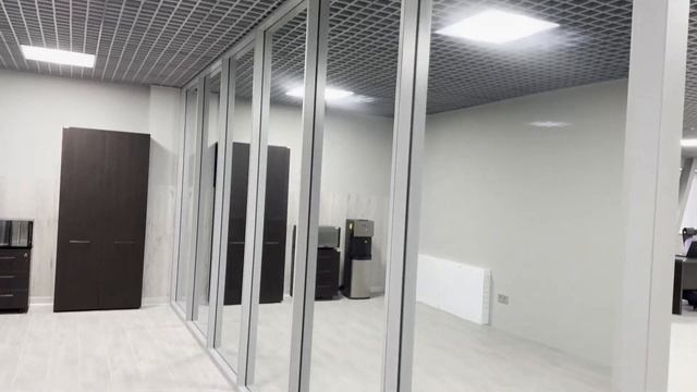 Зеркальные перегородки нестандартный подход к пространству смотреть онлайн