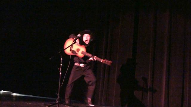 Cole singing Ring of Fire by Johnny Cash at school talent show смотреть онлайн
