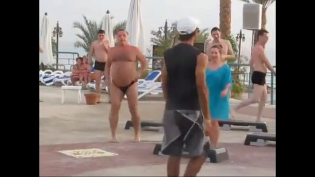 Толстяк отжигает (DCM) смотреть онлайн