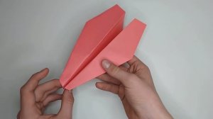 Самый простой самолетик из листа бумаги