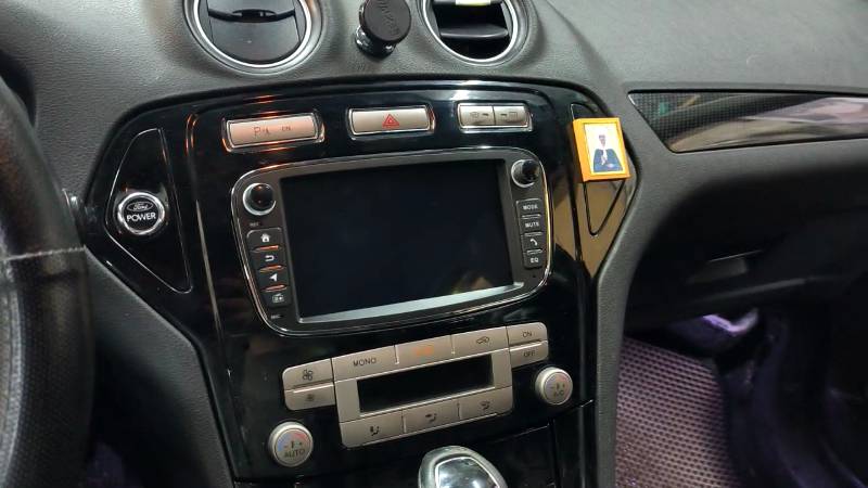 Ford Mondeo 4. Установка магнитолы Android смотреть онлайн