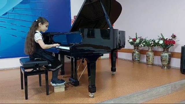 Жамкочян Эмилия, преп.Лисицына О.В. Роулли "В стране гномов"