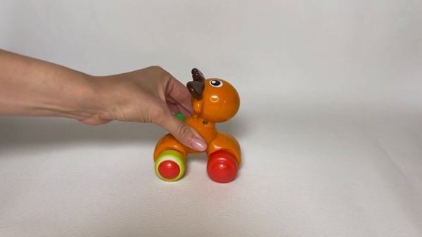 Инерционная игрушка "Зверюшка-шустрик. Лось" от компании Miniland Educational | Peticars
