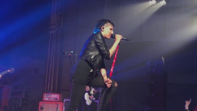 #louna #родина #дивныйновыймир #тула #дкж #март2017 #iphone7