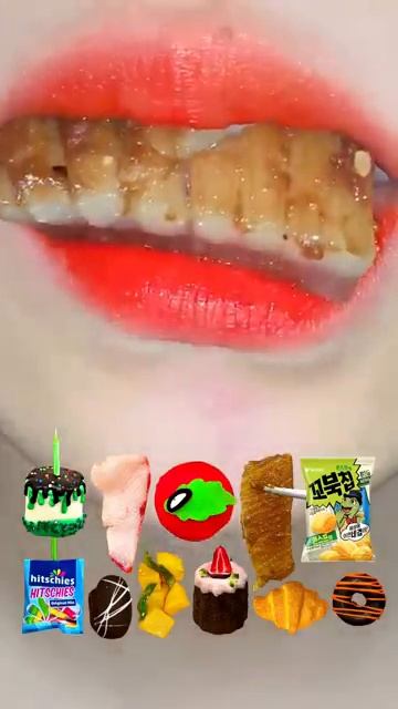 ASMR Яблоко шоколад🍎🍫 свинина🍖 кукурузные чипсы🌽🍪 смотреть онлайн