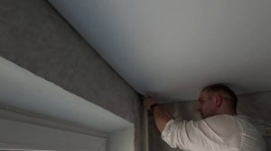 Как сделать натяжной потолок и перенести вытяжку под натяжным потолком