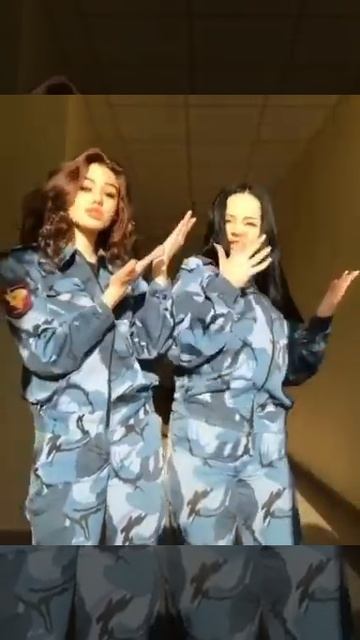 луна не знает пути by тайпан & agunda #shorts смотреть онлайн