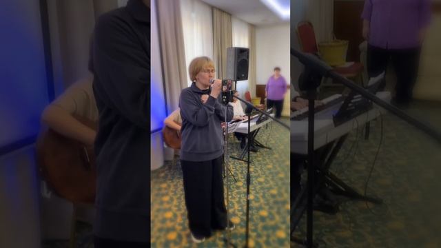 Твое присутствие так драгоценно для нас смотреть онлайн